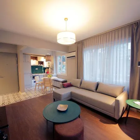 Superior Refurbished Flat In The Heart Of Istanbul Apartment Exterior photo