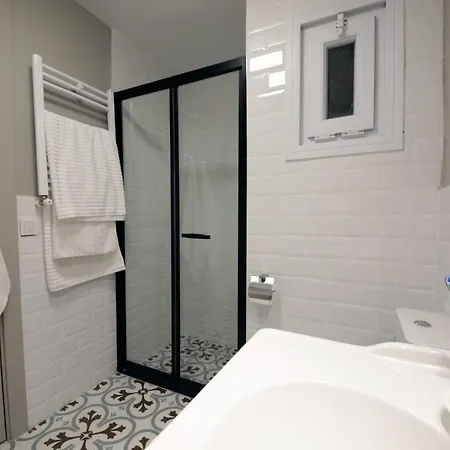 Superior Refurbished Flat In The Heart Of Istanbul Apartment Exterior photo